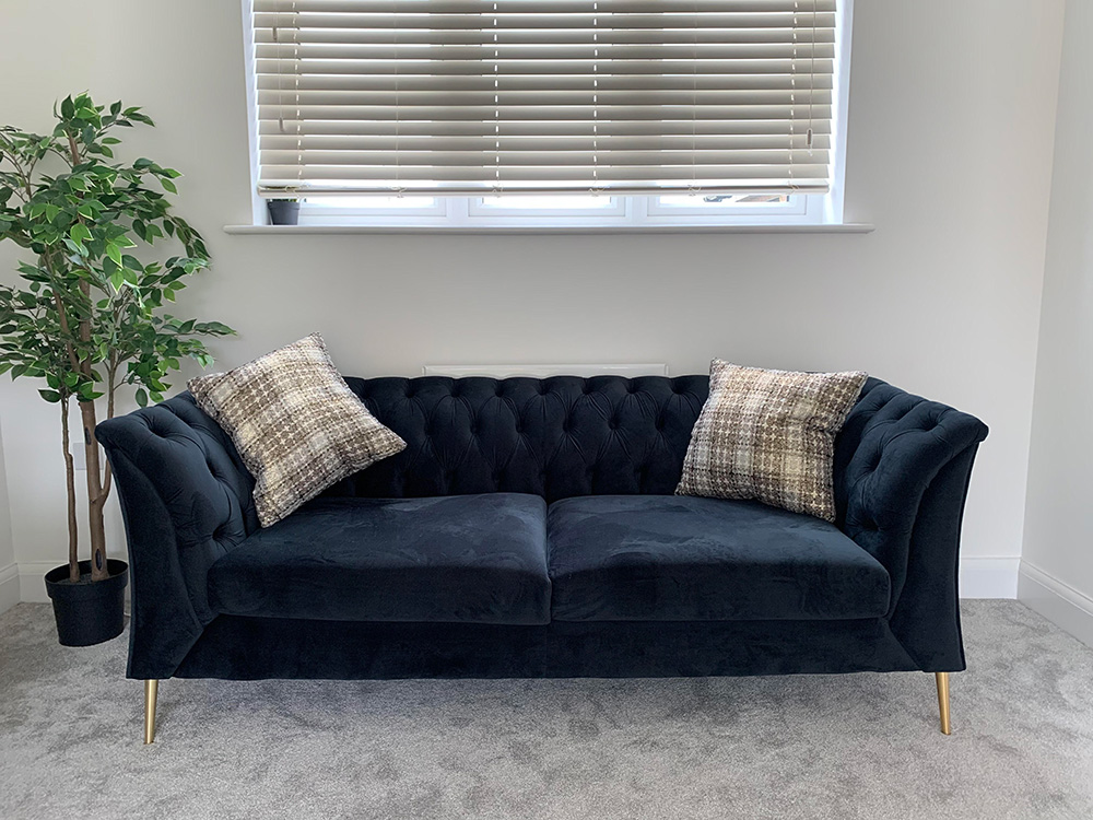 Chesterfield Modern 2-seater Sofa by Anama